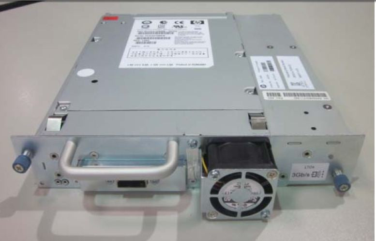 HPE P9G72A backup storage device Storage auto loader & library LTO 288 TB