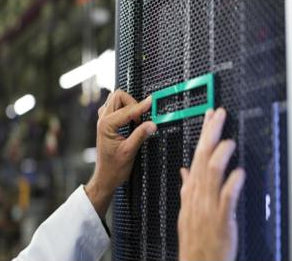 HPE P40565-B21 internal solid state drive 1.92 TB 2.5" NVMe