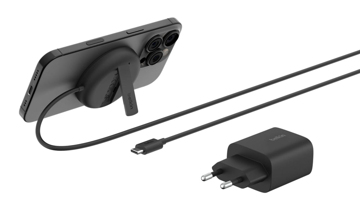 Belkin WIA011KQBK mobile device charger Headset, Smartphone Black USB Wireless charging Fast charging Indoor